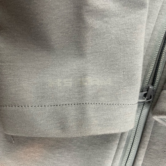 Women’s UA Cold Gear Dobson soft shell jacket - Picture 6 of 10